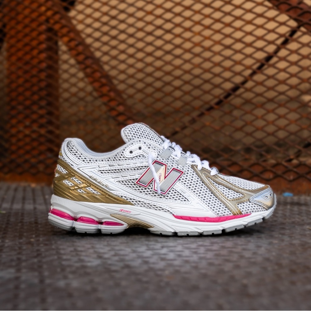 New Balance 1906R Classics U1906RCH Running Sneakers